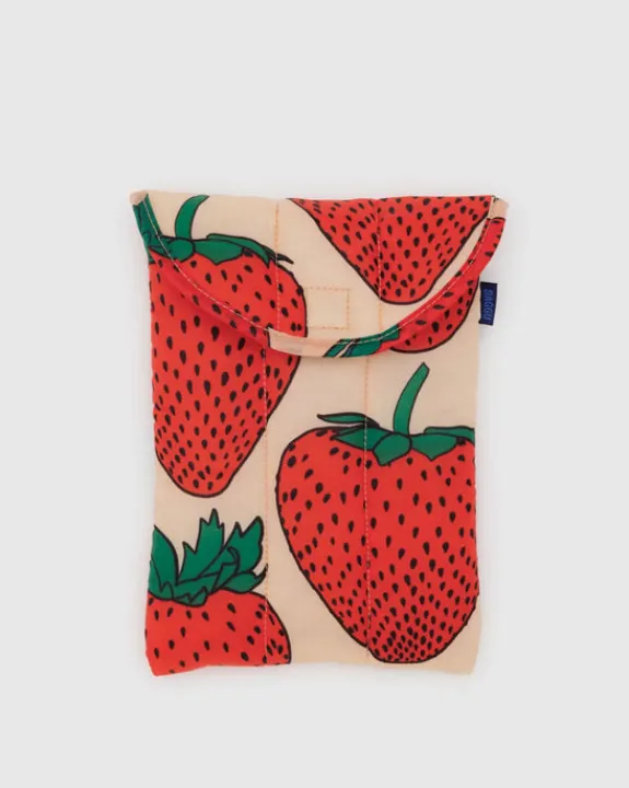 Baggu - Puffy Tablet Sleeve 8" - Strawberry | Travel | Cases & Pouches