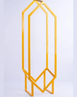 Idle Hands - Jex Vinyl Stand - Yellow | Objects