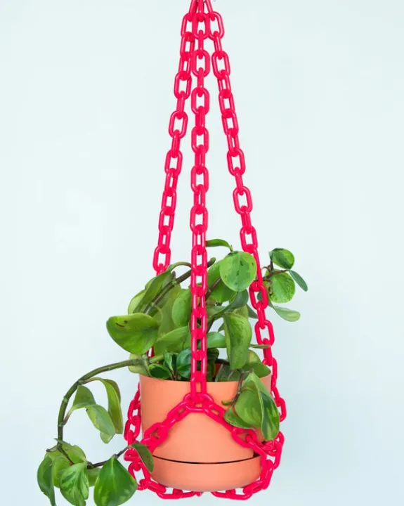 Woljam - Universal Hanger - Raspberry | Home Decor | Planters & Plant Care